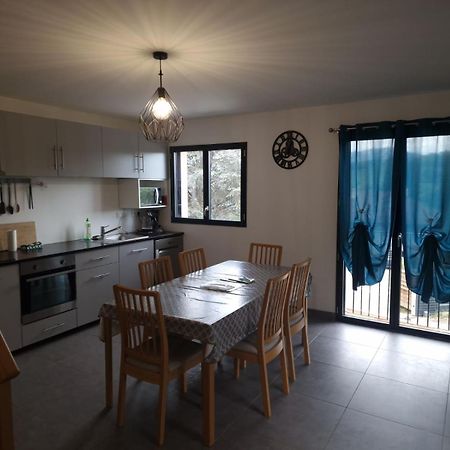 Appartement Rez De Jardin Saint-Martin-dʼUriage 外观 照片