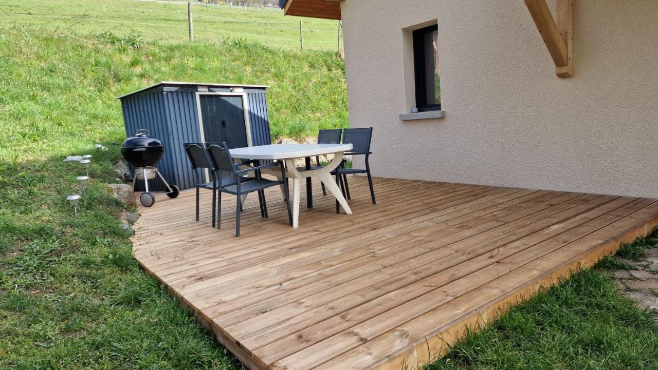 Appartement Rez De Jardin Saint-Martin-dʼUriage 外观 照片